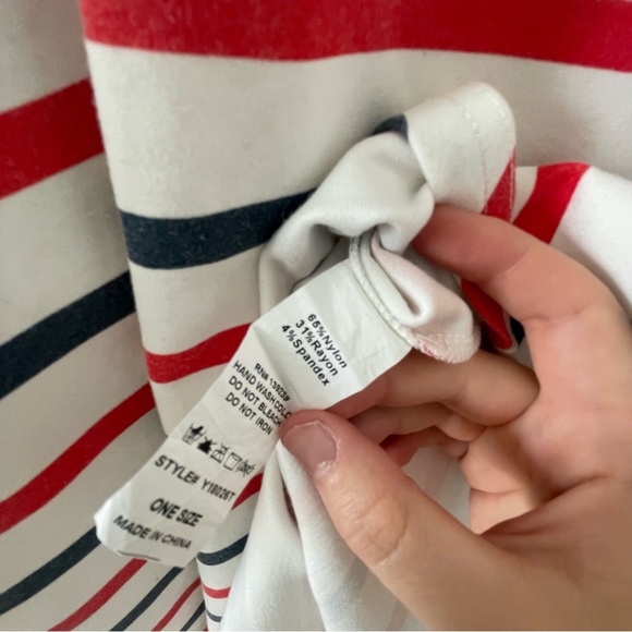 Pomander Place Tuckernuck Americana Evie Swing Sweatshirt - Picture 2 of 3